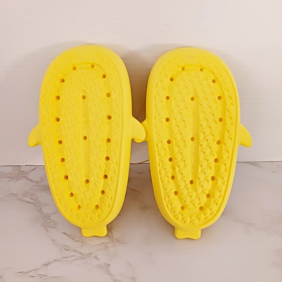 Shark Slides Toddler 8 - 8.5 NWT - Picture 7 of 10